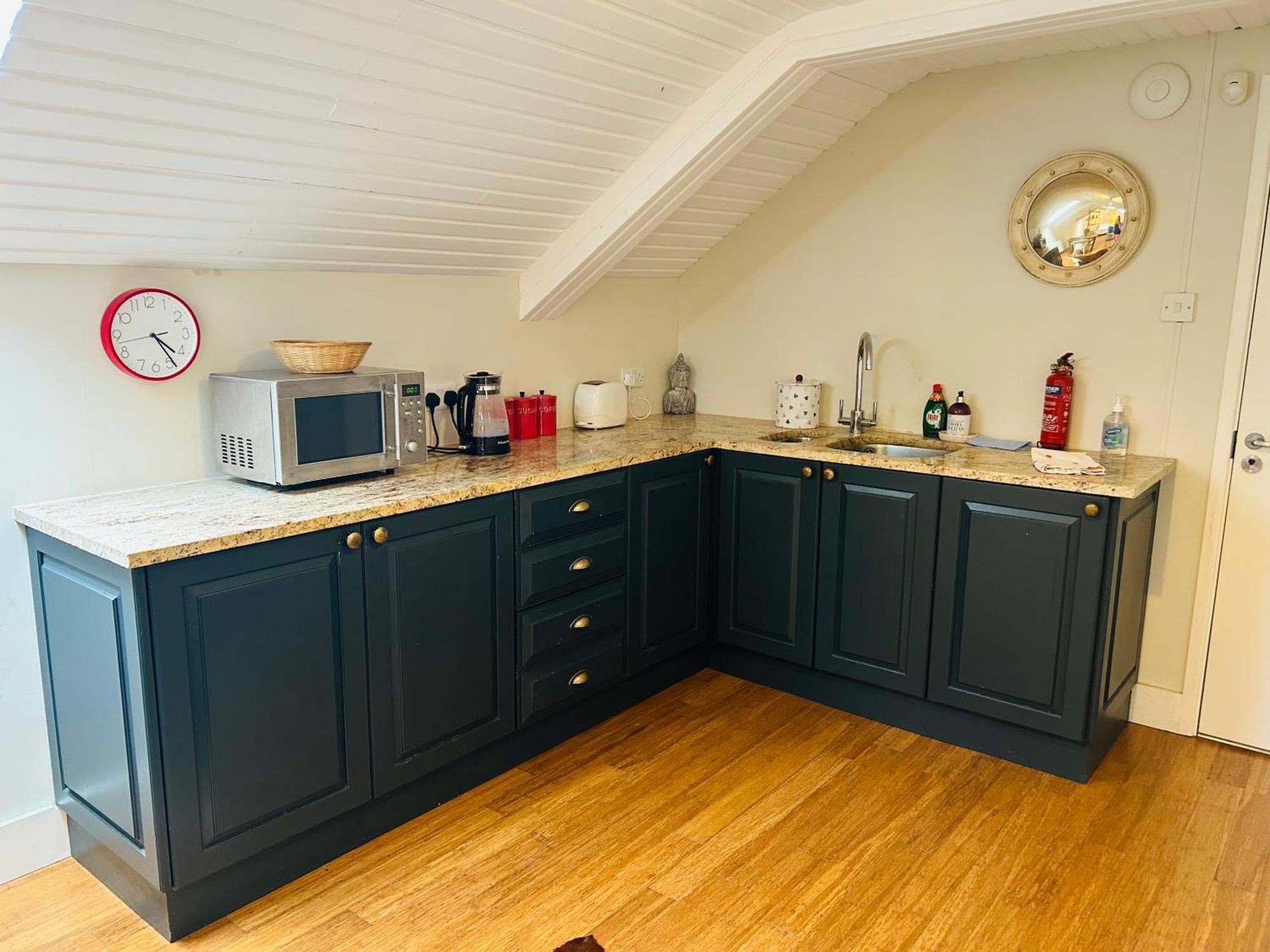Glastonbury Festival En-Suite Studio With Kitchenette - 2 Miles To Site Extérieur photo